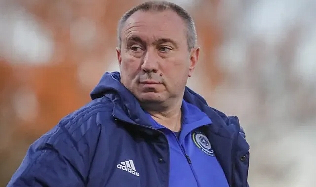Göztepe'de yeni teknik direktör Stanimir Stoilov oldu