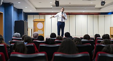 Akçaabat Belediye Başkanı Ekim gençlerle buluştu