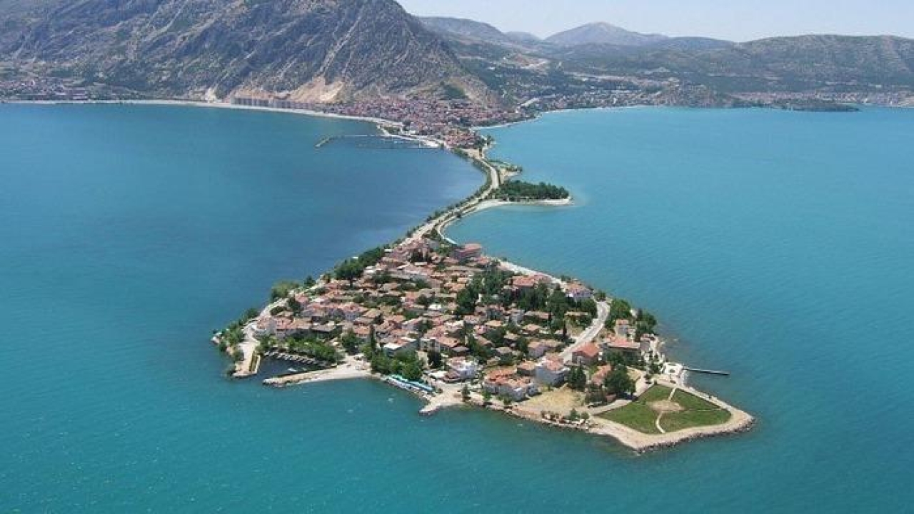 Eğirdir Gölü'ne Umut Işığı: Can Suyu Projesiyle Göl Yeniden Canlanacak