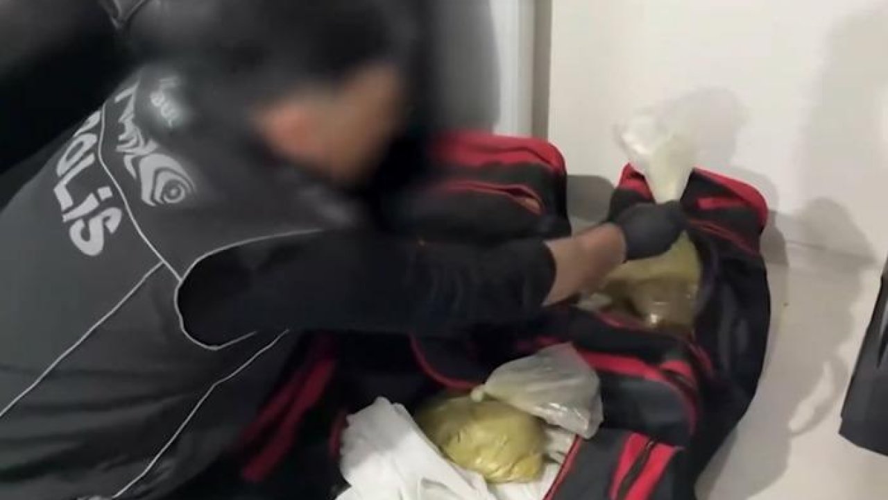 İstanbul'da uyuşturucu satıcılarına yönelik operasyon! 11 şüpheli yakalandı