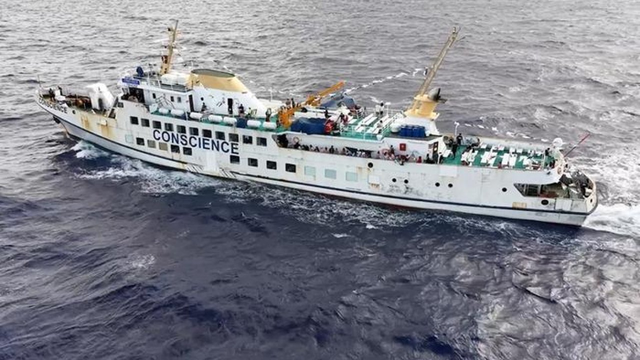 Milletvekilleri de aralarındaydı! İsrail'de kalan Türk vatandaşları için Türkiye'den açıklama