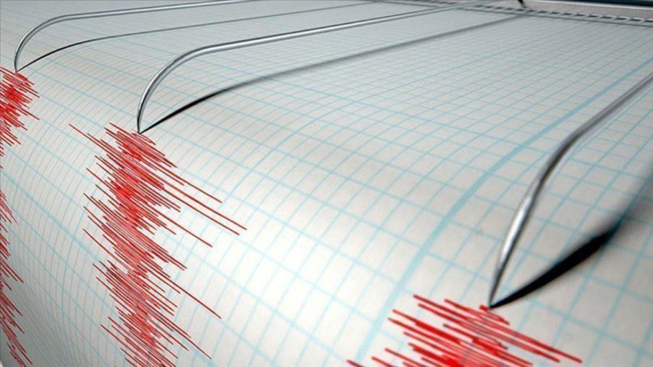 Çanakkale açıklarında 4 büyüklüğünde deprem