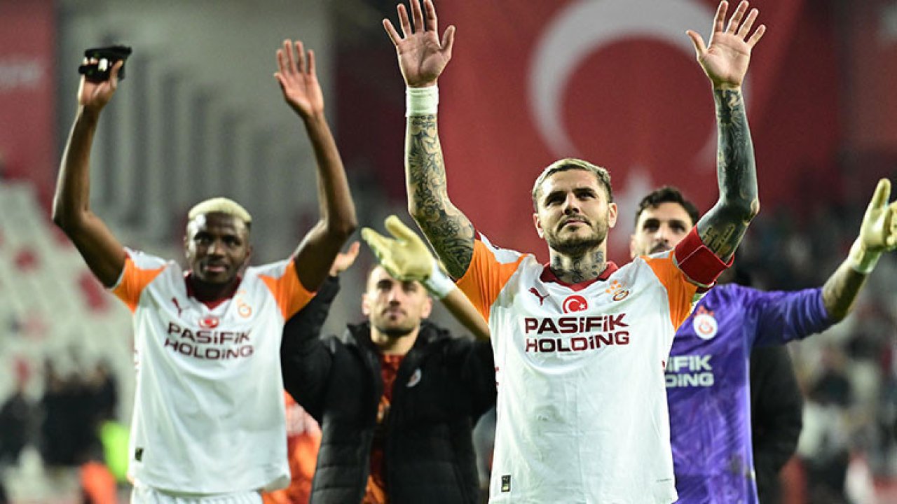 Galatasaray'ın Antalyaspor maçını usta isimler yazdı: Osimhen Afrika Kupası'na gitse de 'buradayım' dedi!
