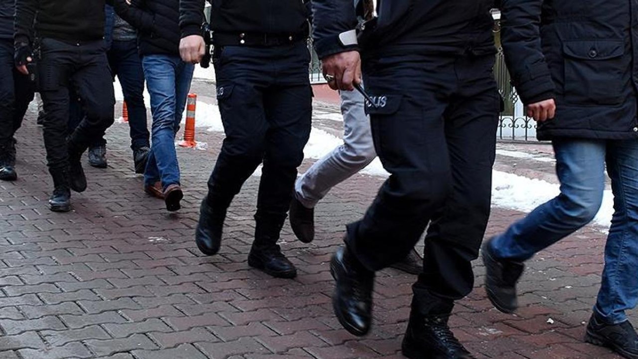 FETÖ'nün TUS kampına operasyon! Çok sayıda doktor gözaltına alındı