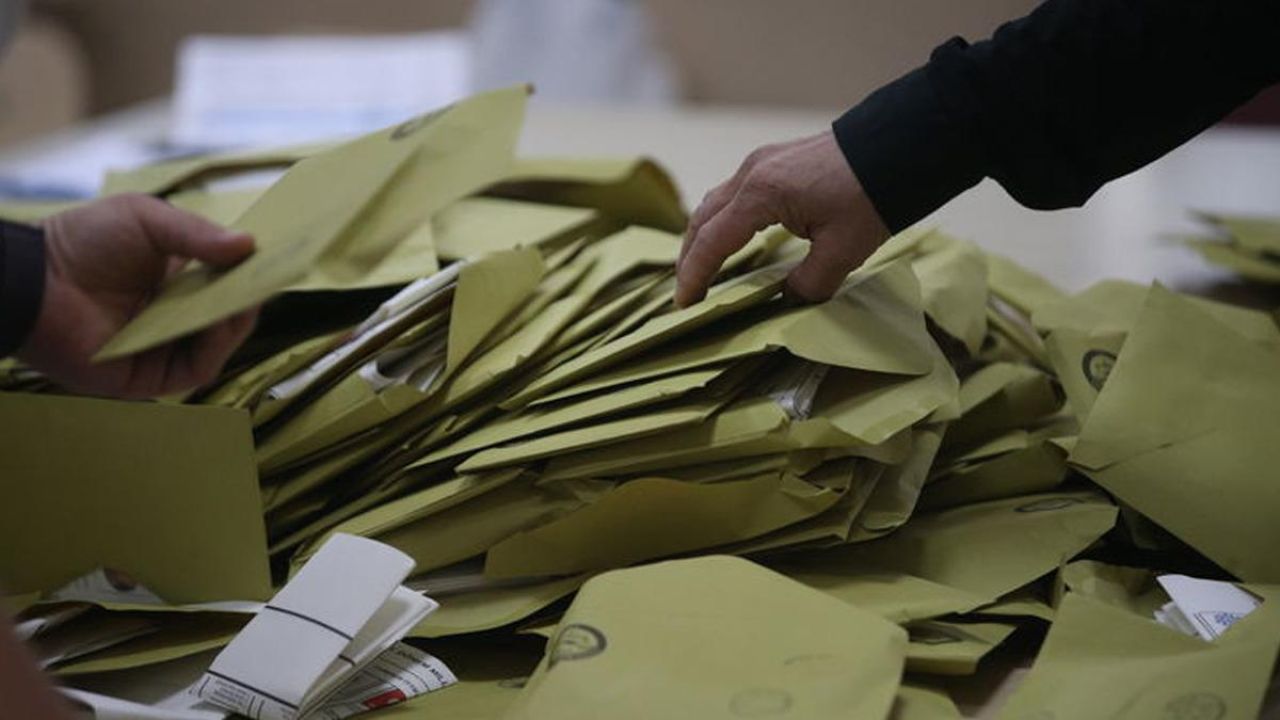 Seçimler ne zaman? 2027 deniyordu şimdide yeni tarih gündemde