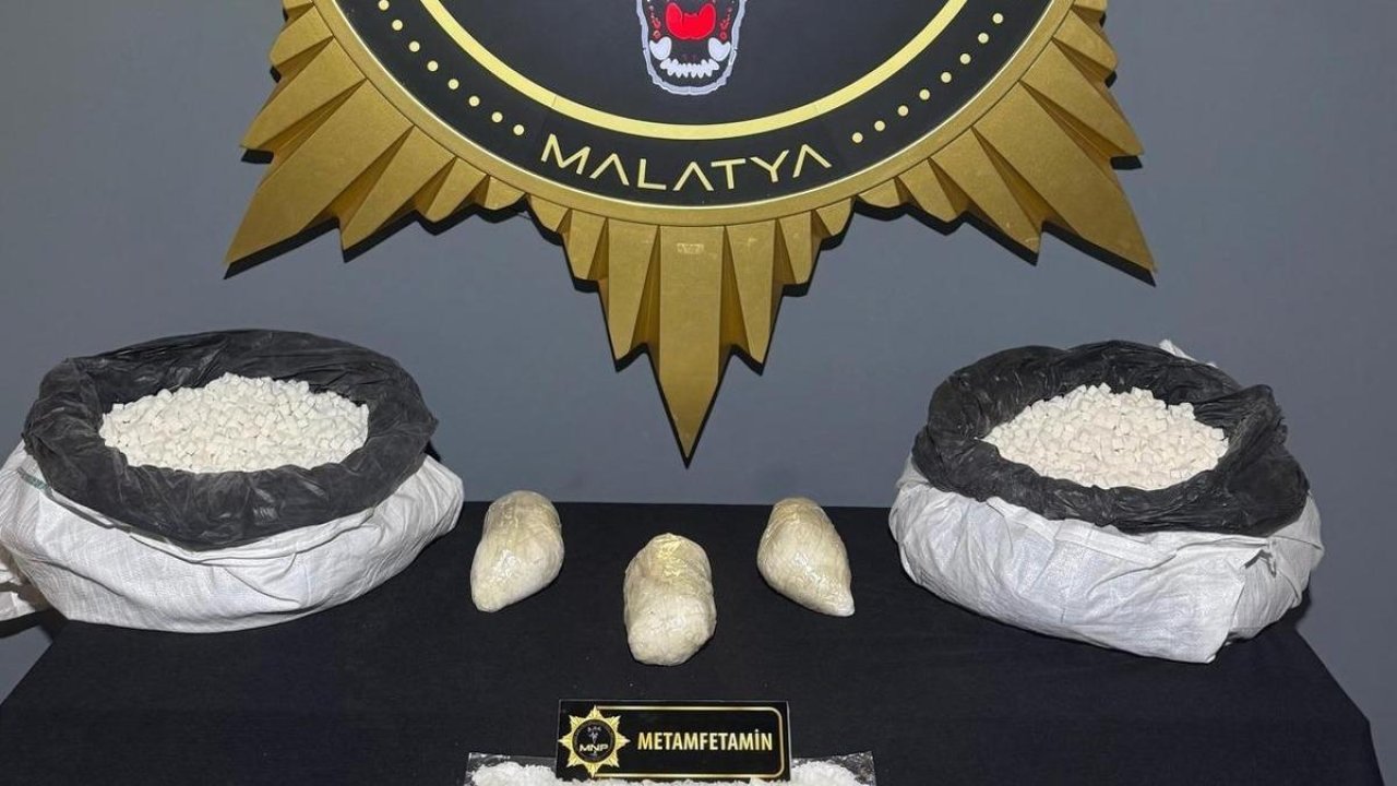 Şeker çuvallarından 3 kilo uyuşturucu çıktı