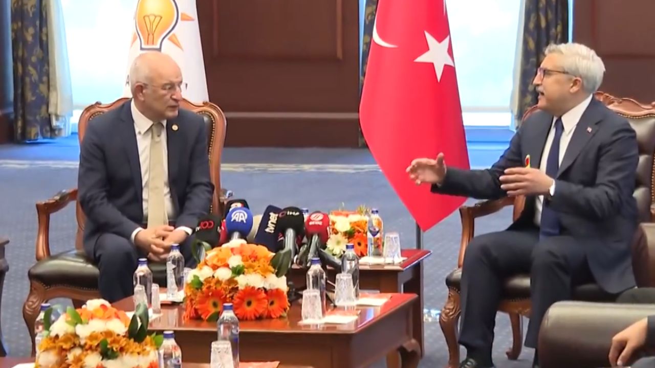 AK Parti ve CHP arasında uzun süre sonra ilk: Genel Merkezde bayramlaştılar
