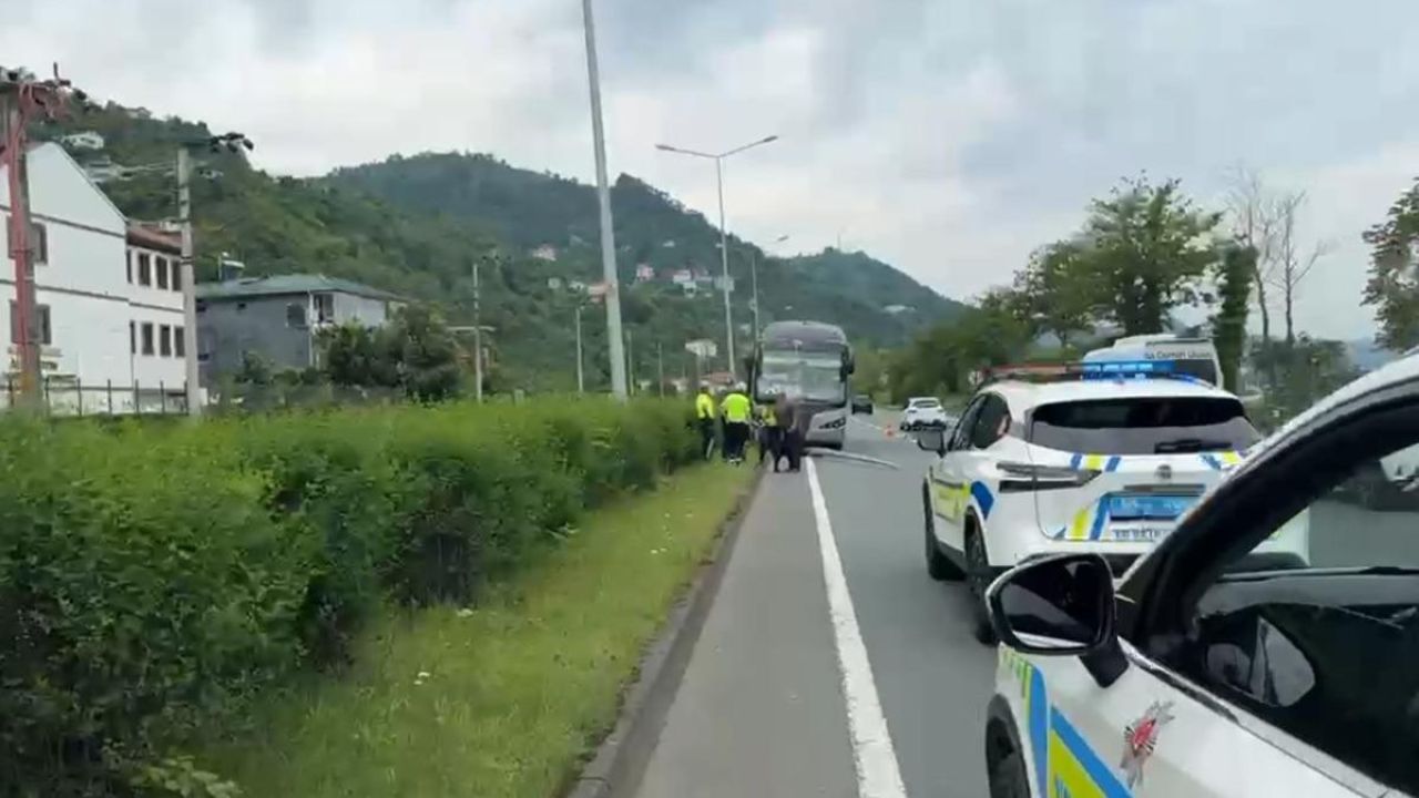 Karşı şeride savrulan otobüs faciayı kıl payı atlattı