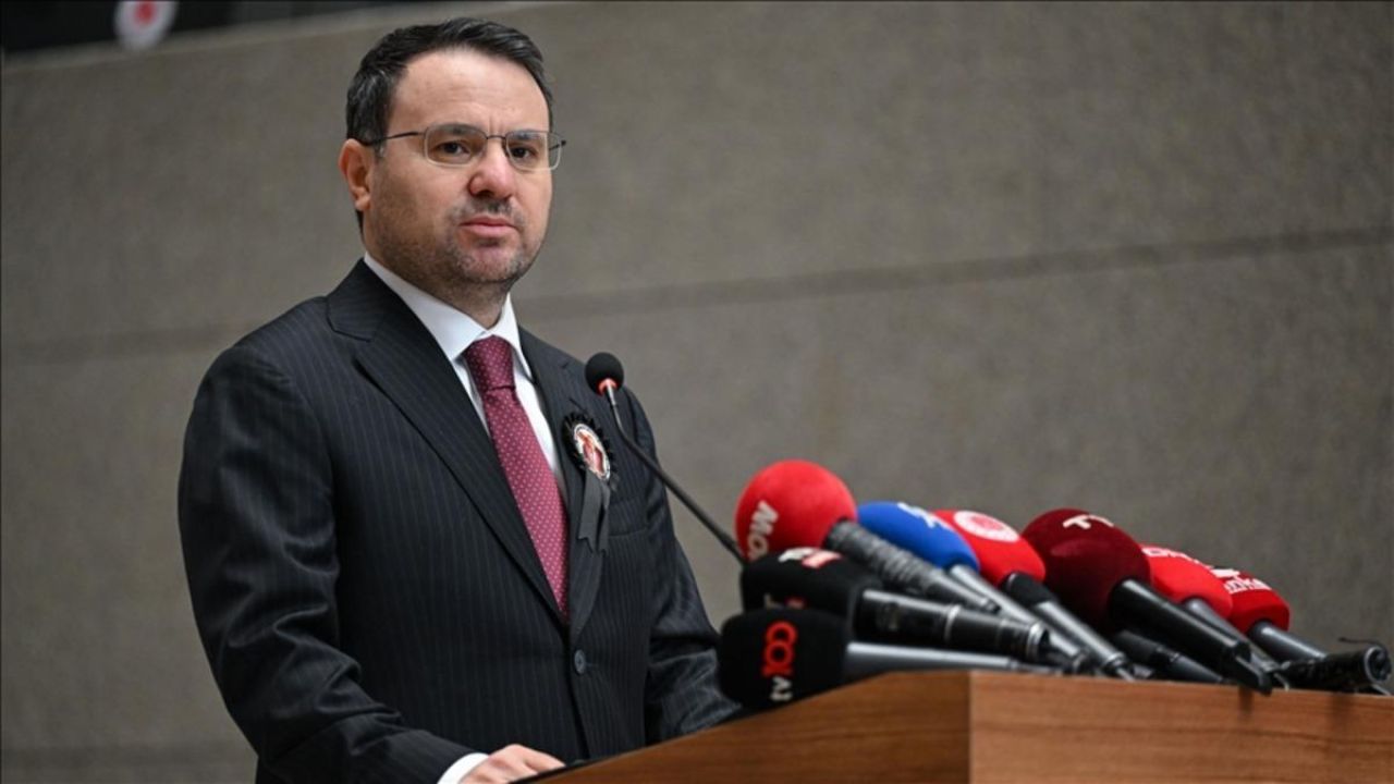 Bakan Gürlek'ten uyuşturucu ve yasa dışı bahis mesajı! "Hiçbir suç odağın geçit vermeyeceğiz"