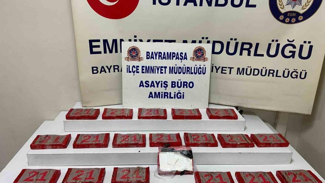 Bayrampaşa’da bir araçta 20 kilogram kokain bulundu