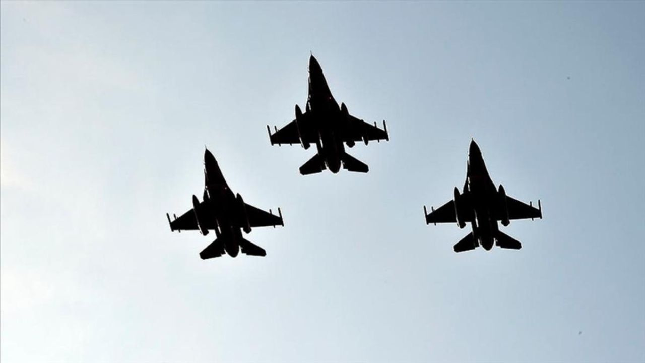 DMM: Türk uçaklarının Yunanistan hava sahasını ihlal ettiği iddiası gerçek dışıdır