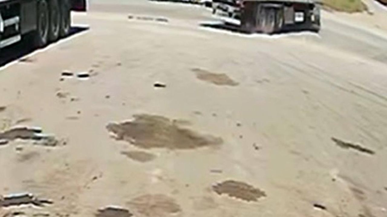 Edirne'de otomobille TIR çarpıştı! Yaralılar var