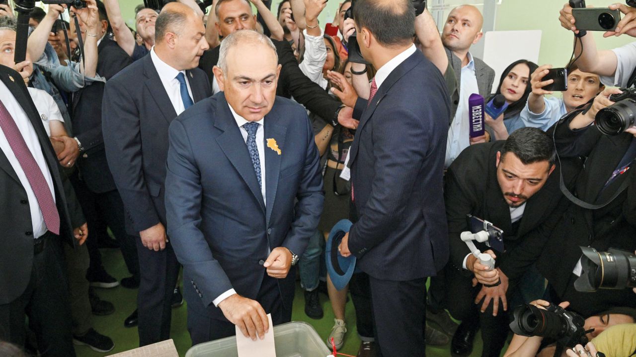 Ermenistan bir kez daha Paşinyan dedi... Ankara’ya sıcak mesaj