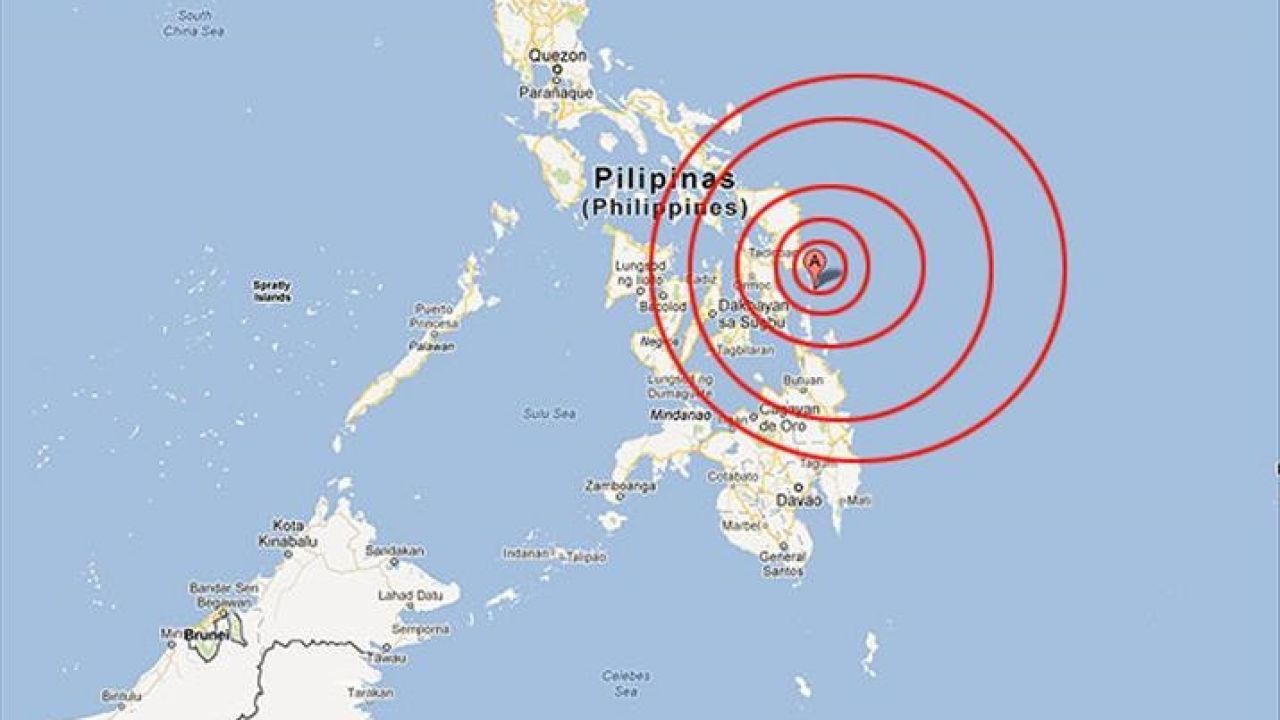 Filipinler'de 7.8 büyüklüğünde deprem: Tsunami Uyarısı Yapıldı