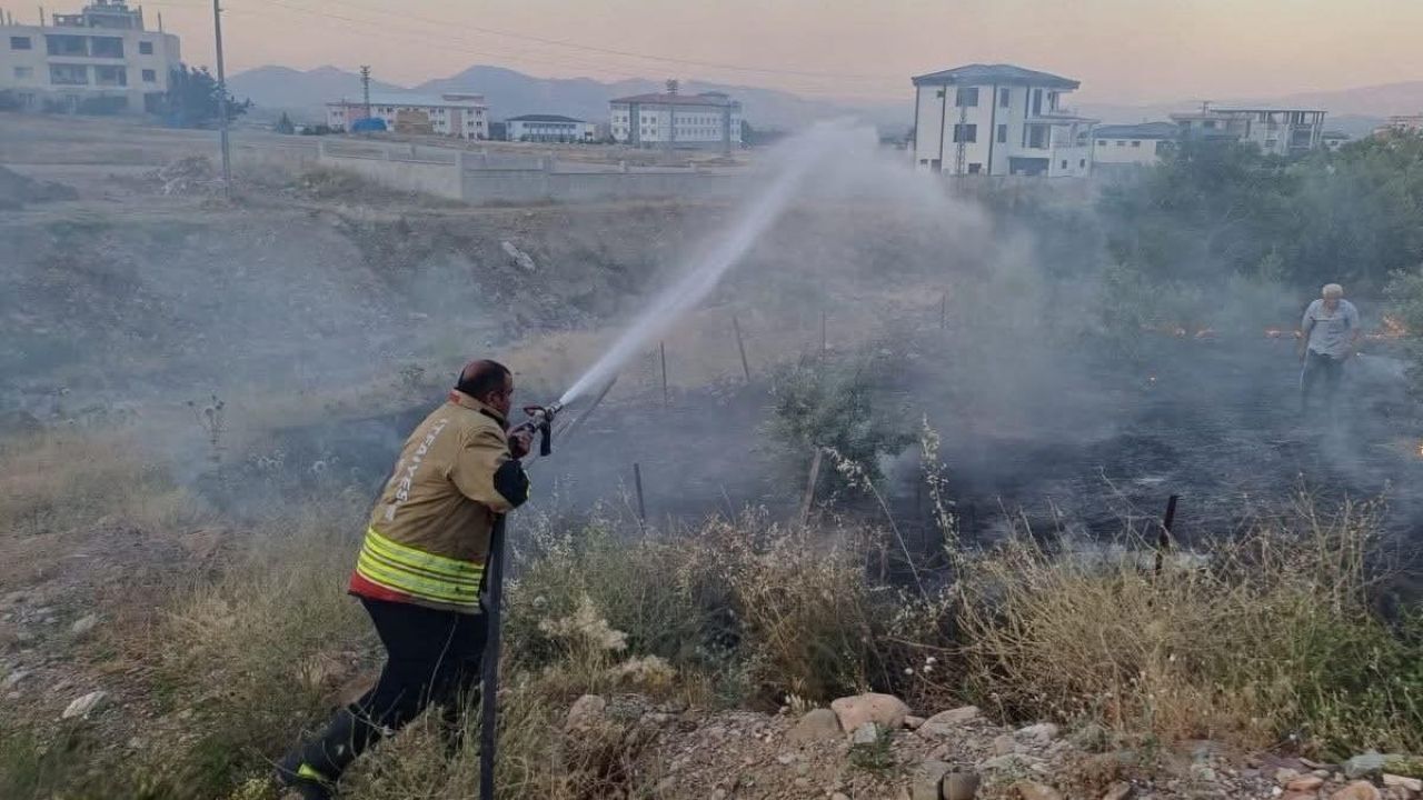 Hassa’da bahçe yangını