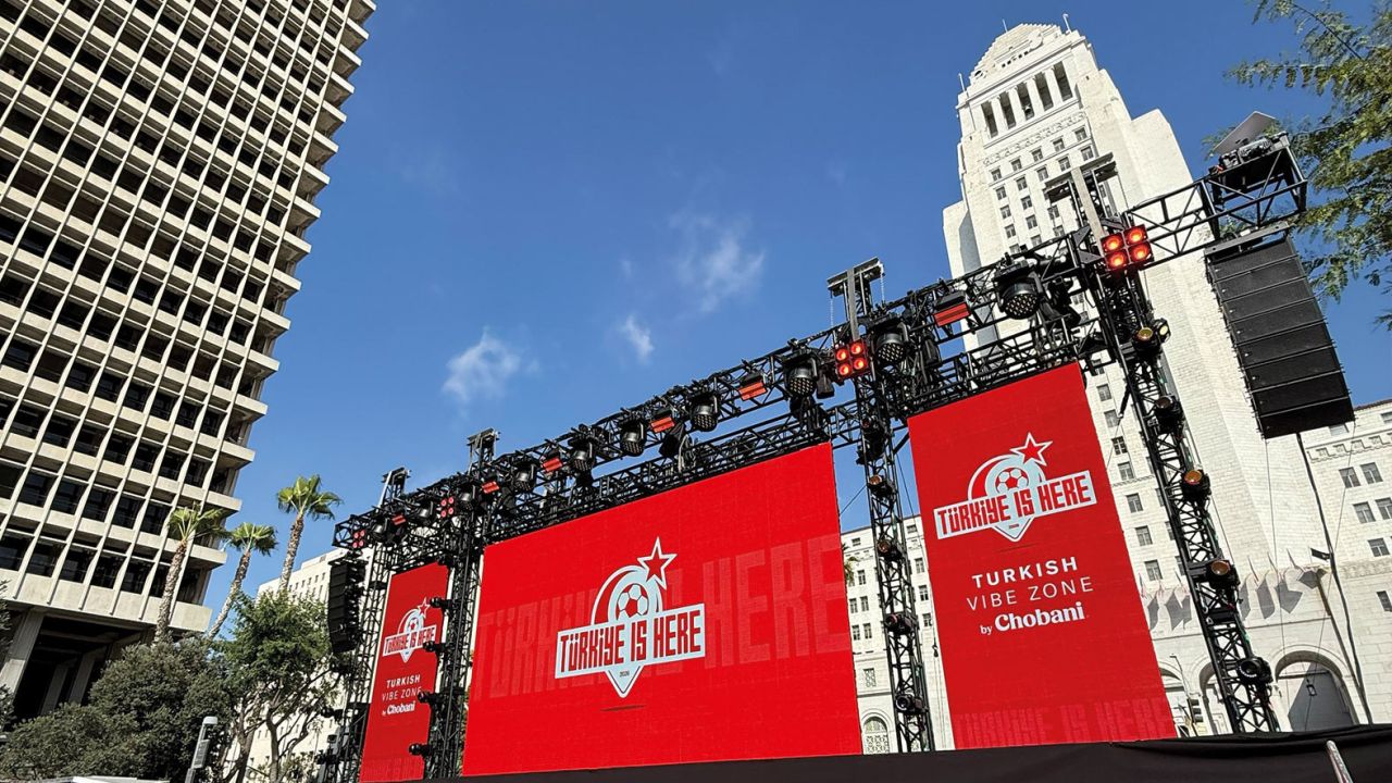 Los Angeles’ta dev etkinlik! Turkish Vibe Zone by Chobani kapılarını Dünya Kupası coşkusuyla açtı