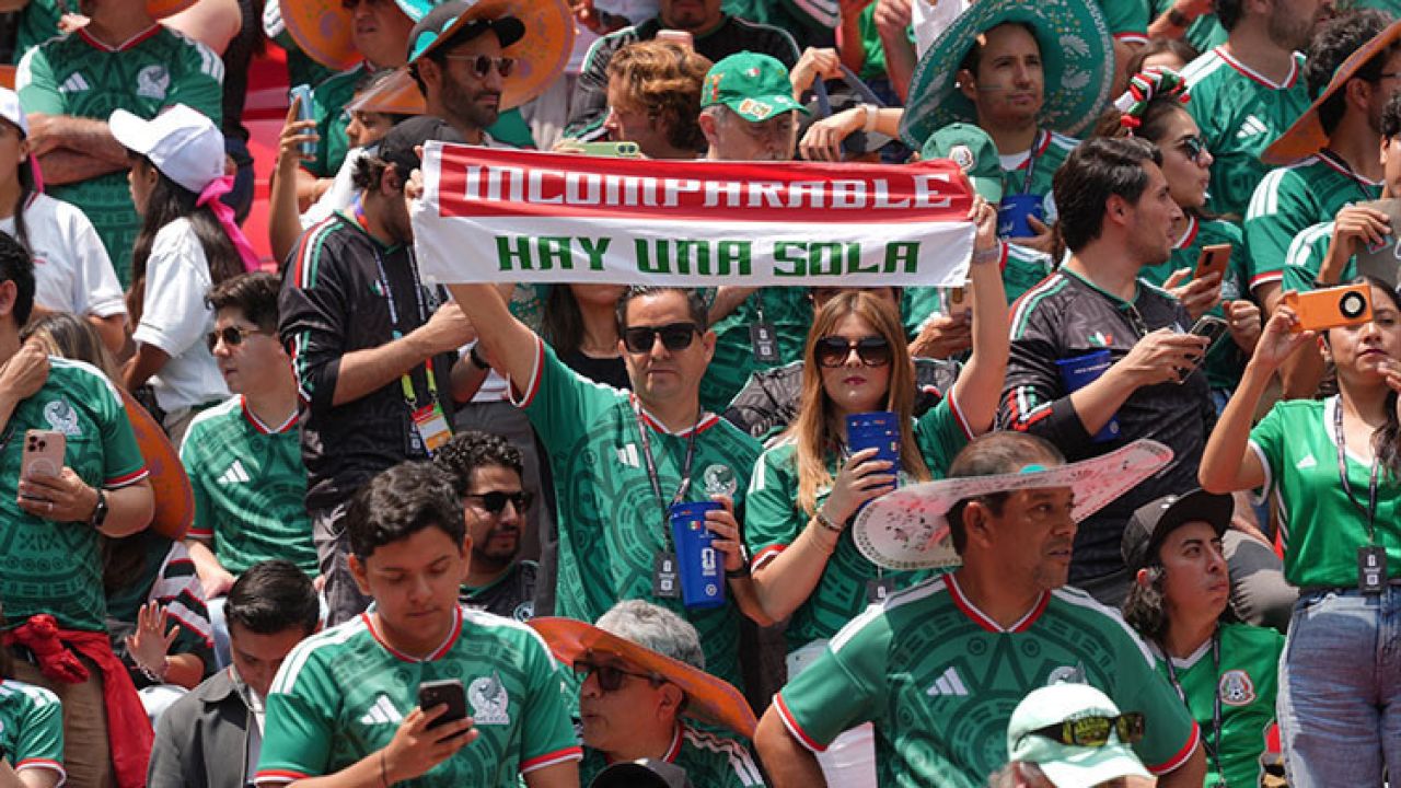 Mexico City'de büyük protesto!