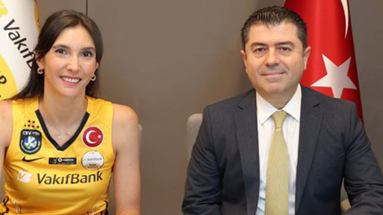 Naz Aydemir Akyol, yeniden VakıfBank'ta