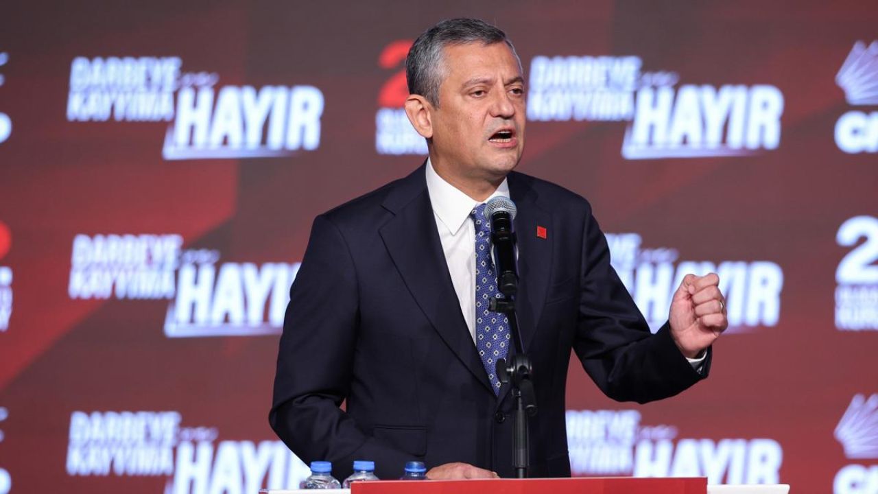 Özgür Özel kanadı resmen harekete geçti! Kurultay için ilk imza atıldı