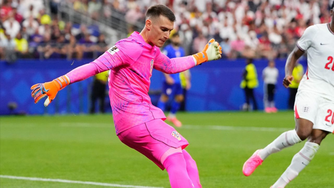 Turnuvaların kalecisi Dominik Livakovic!