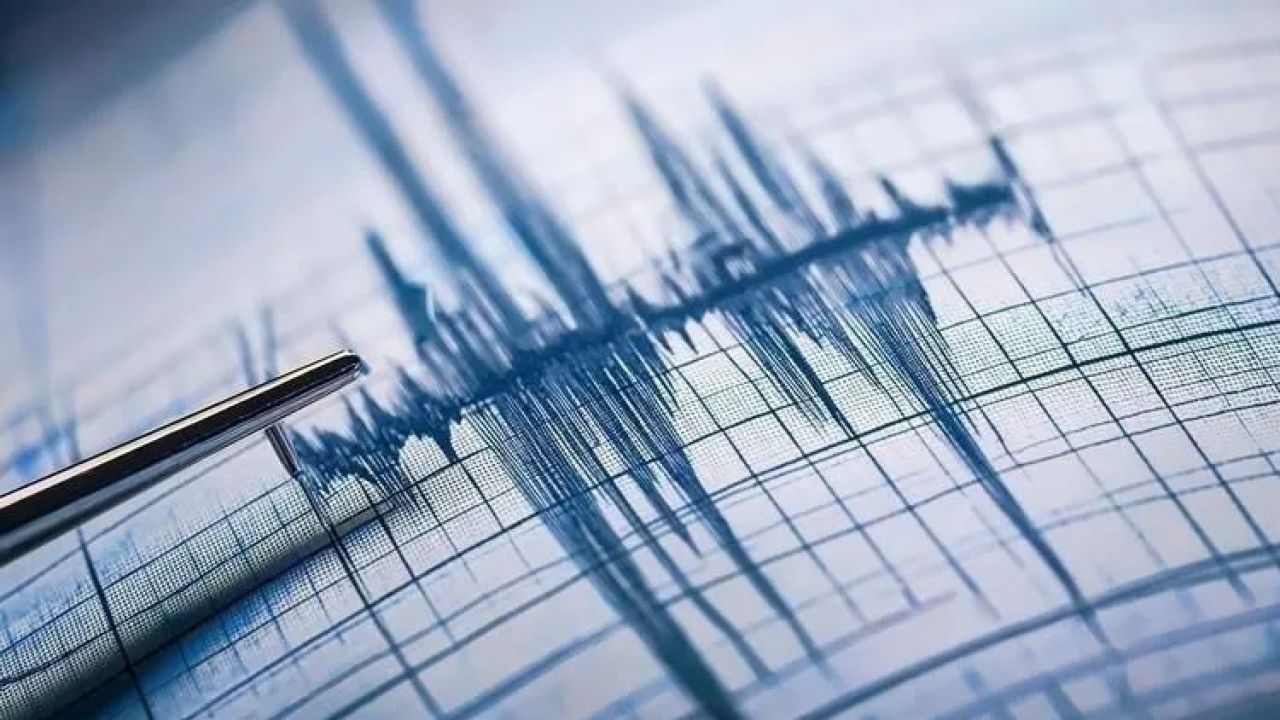Akdeniz'de 5.3 büyüklüğünde deprem