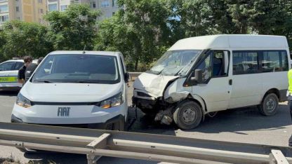 Hamile eşini hastaneye götürürken kaza yapan araca çarptı