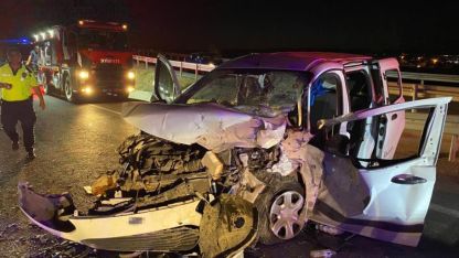 Malatya'da hafif ticari araç otomobille çarpıştı: 5 yaralı