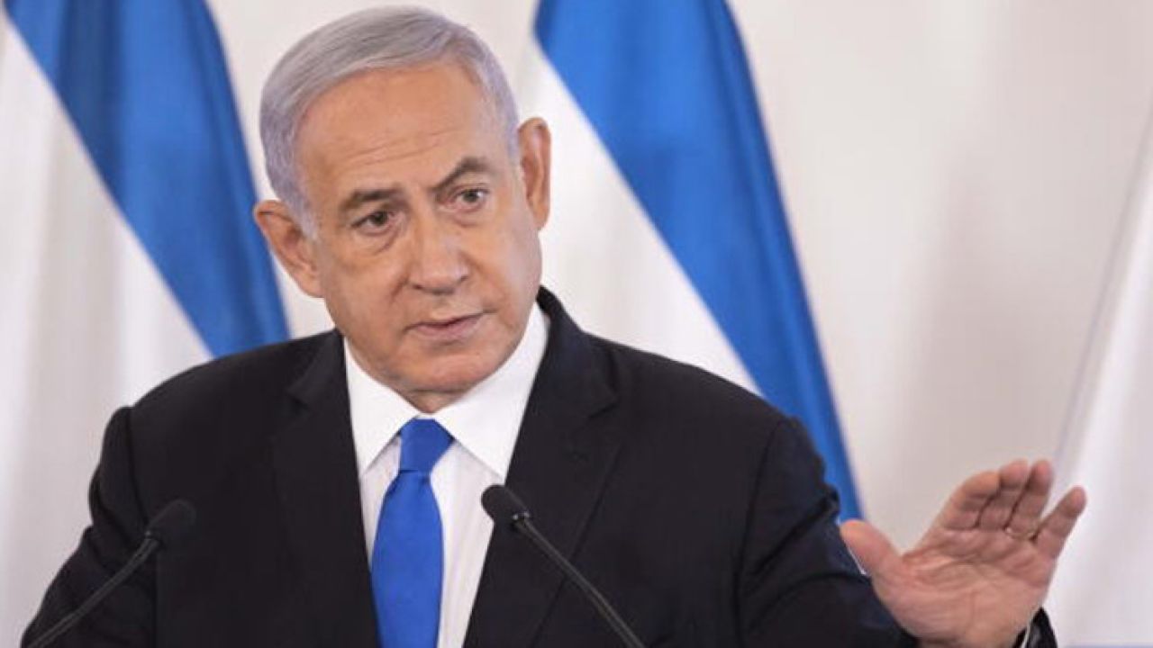 'Netanyahu İsrail'i yönetme kabiliyetini yitirdi!' İsrail'in eski başbakanından hükümete sert eleştiri