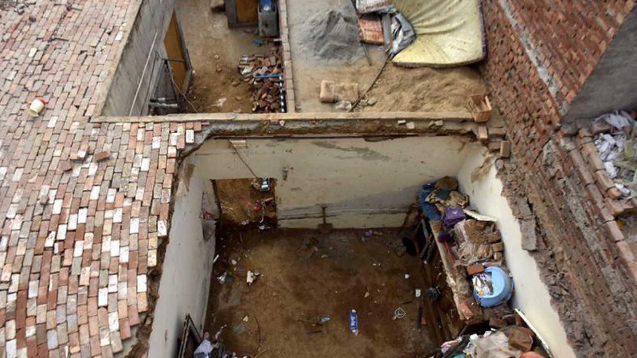 Pakistan'da facia: 14 öğrenci hayatını kaybetti