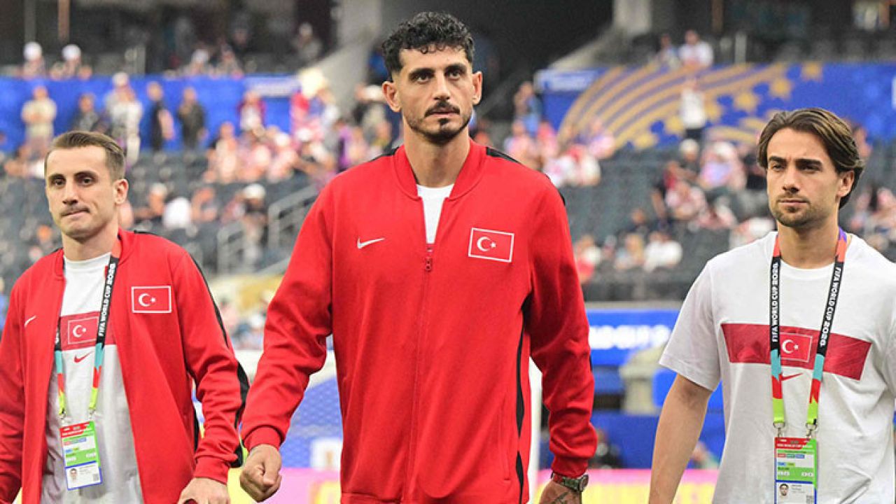 Trabzonspor, 4 transferi açıkladı! Samet Akaydin, KAP'a bildirildi