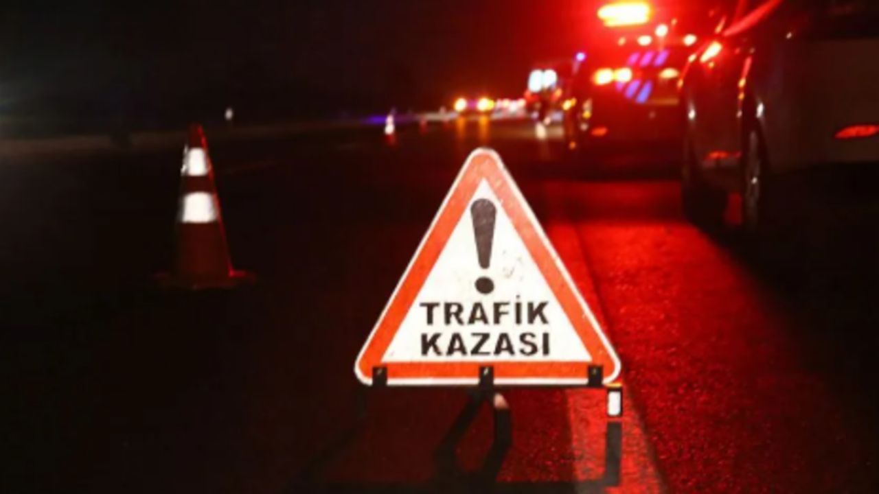 Tunceli'de feci kaza: Otomobil ile pikap çarpıştı, 1 ölü 4 yaralı